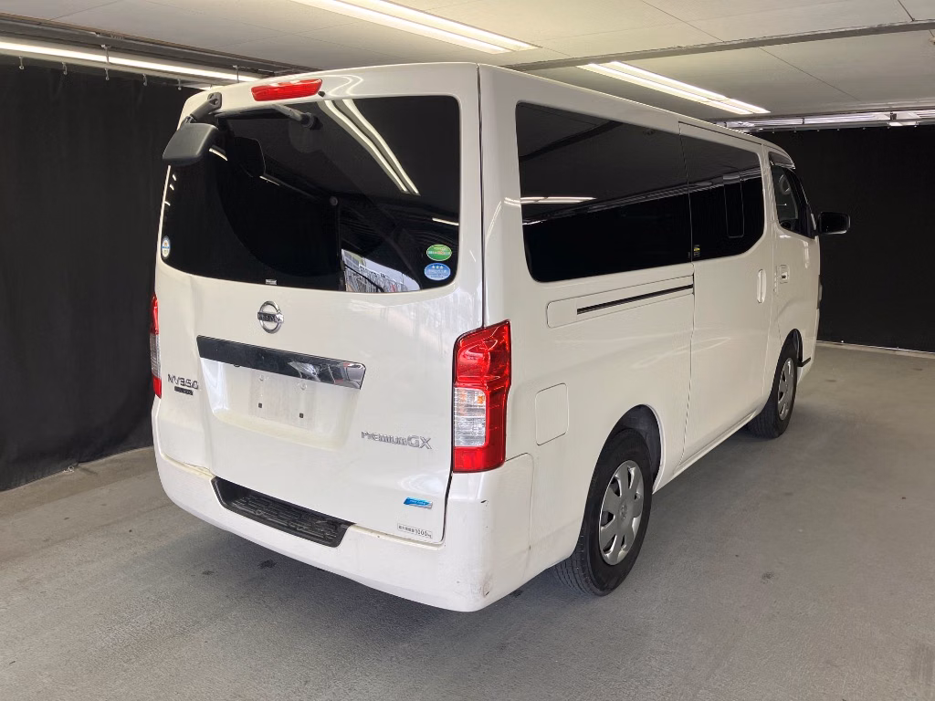 NISSAN NV350 CARAVAN