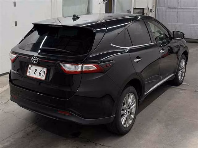 TOYOTA HARRIER