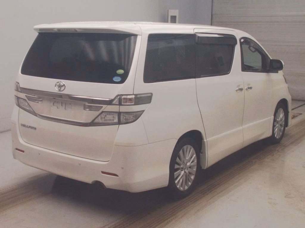 TOYOTA VELLFIRE