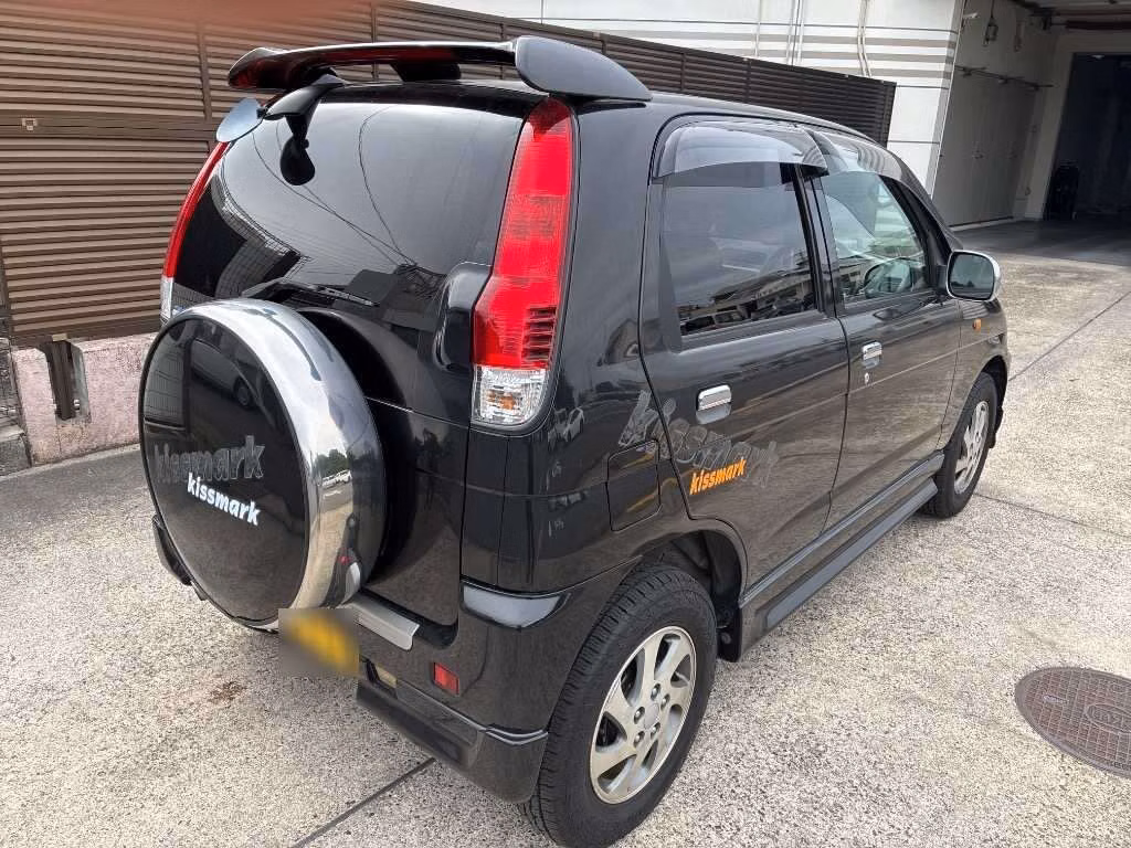 DAIHATSU TERIOS KID