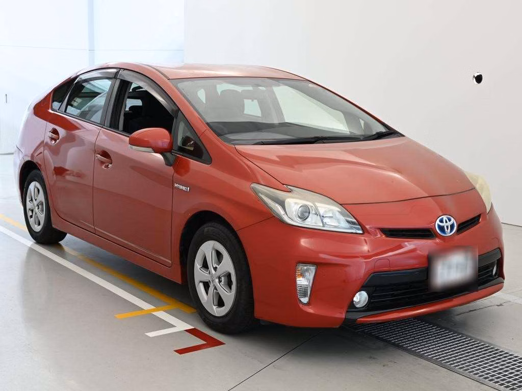 TOYOTA PRIUS