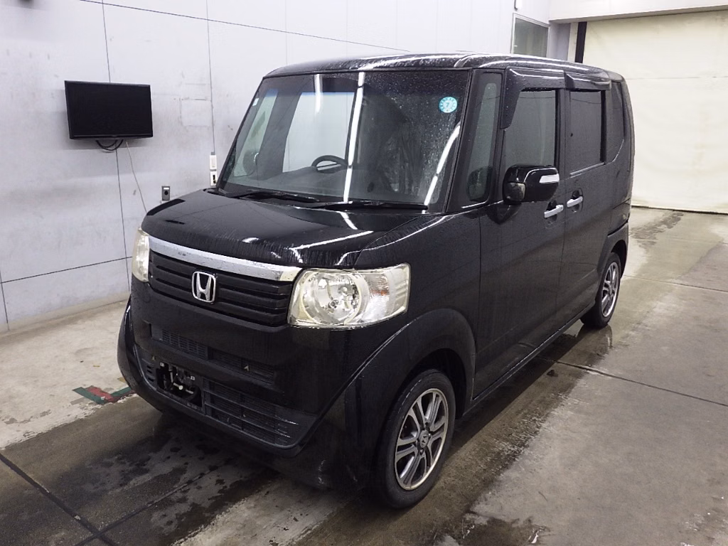 HONDA N-BOX