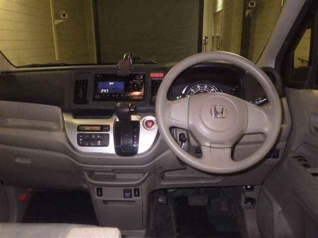 HONDA N-WGN