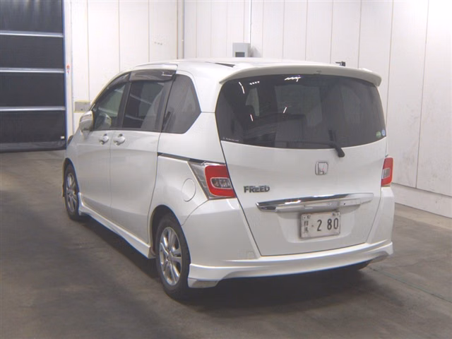 HONDA FREED