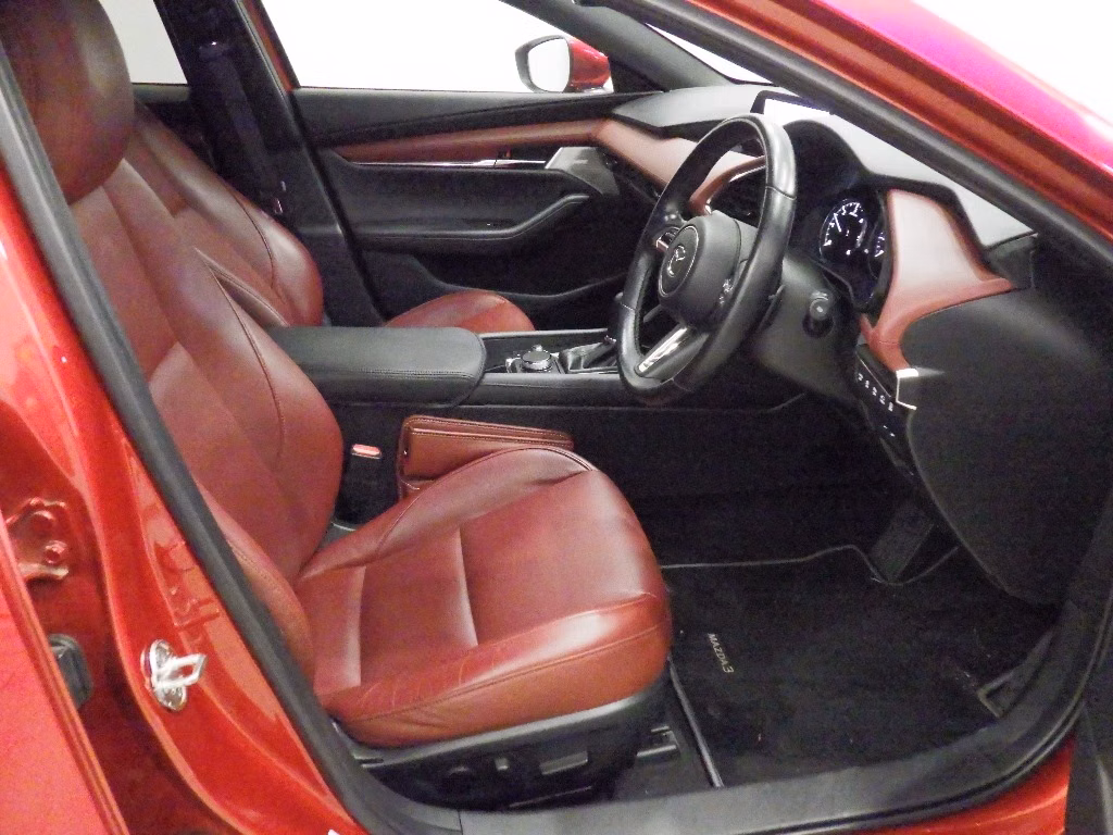 MAZDA MAZDA3