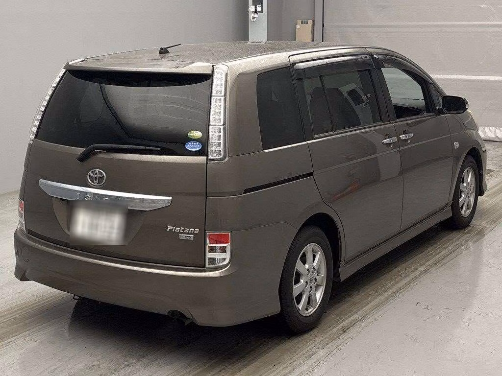 TOYOTA ISIS