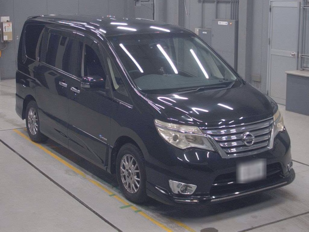 NISSAN SERENA