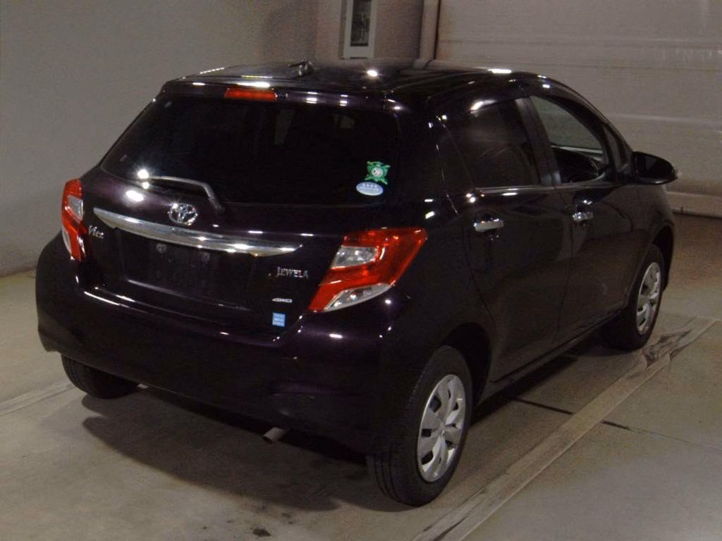 TOYOTA VITZ