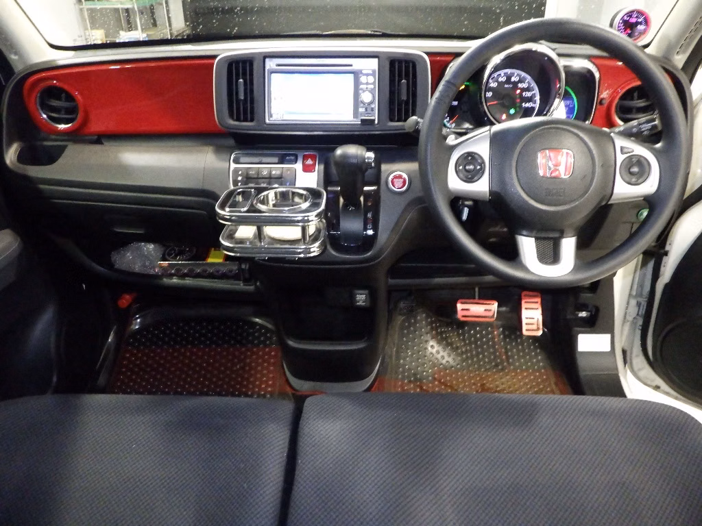 HONDA N-ONE