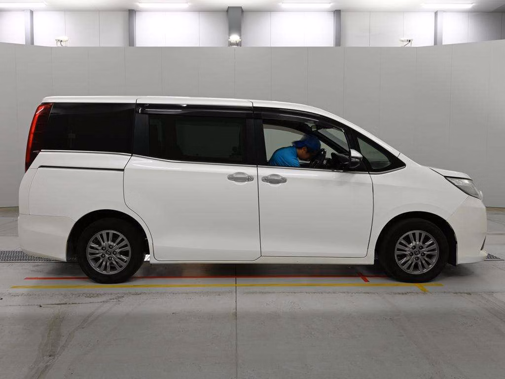TOYOTA ESQUIRE