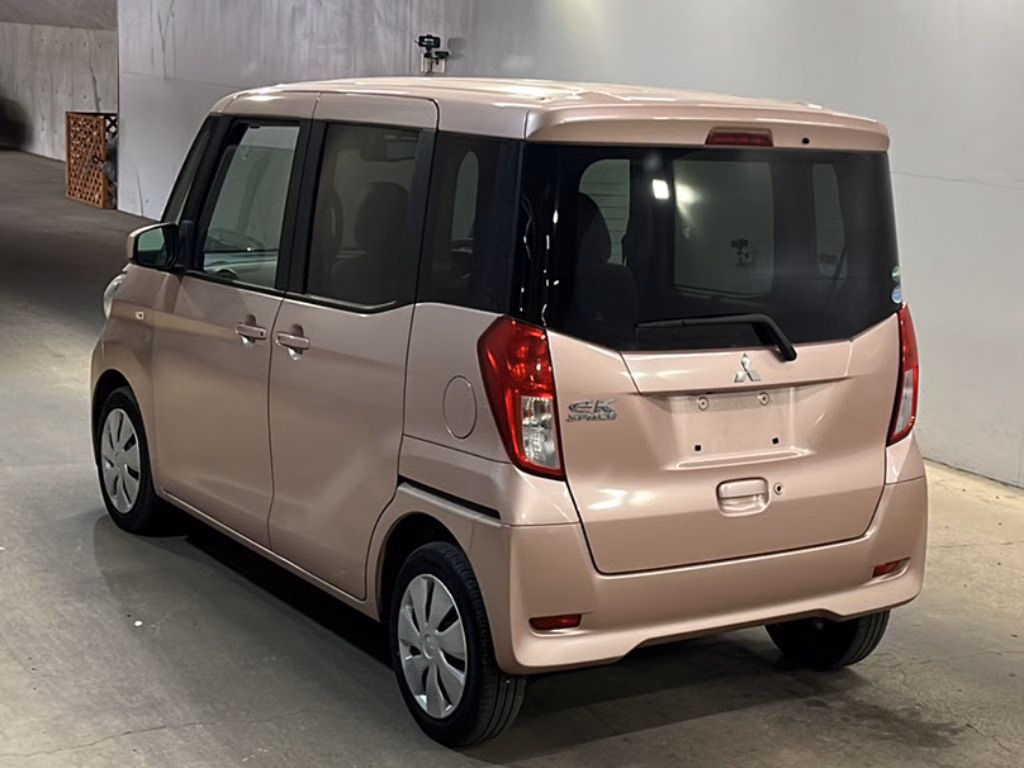 MITSUBISHI EK SPACE