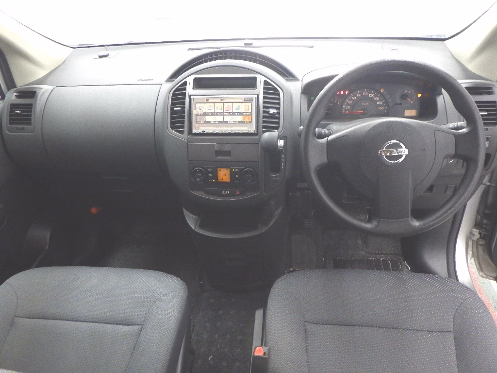 NISSAN LAFESTA