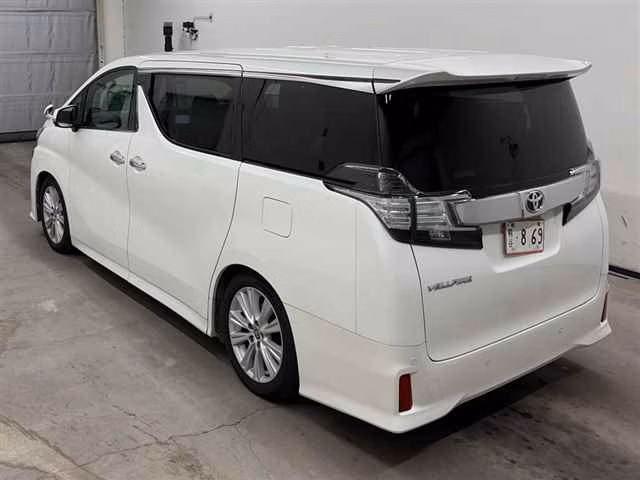 TOYOTA VELLFIRE