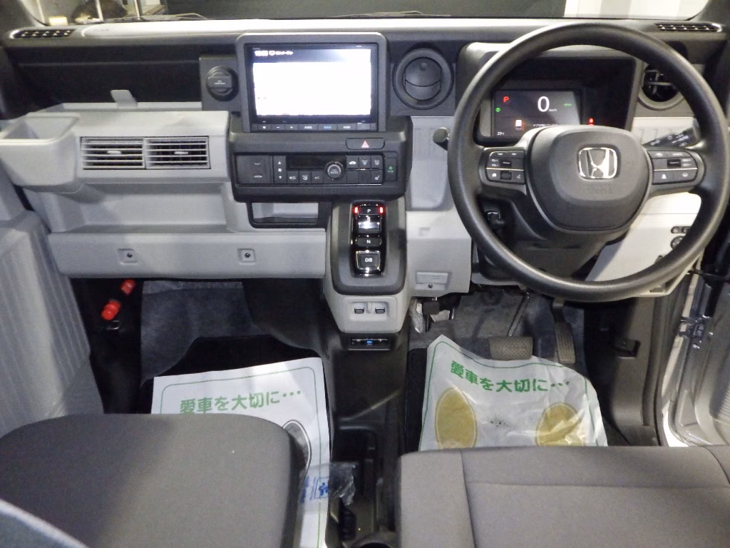 HONDA N-VAN