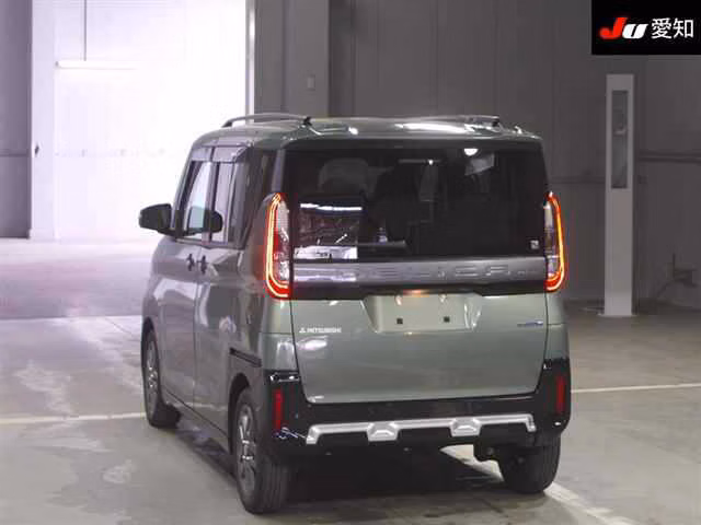 MITSUBISHI DELICA MINI