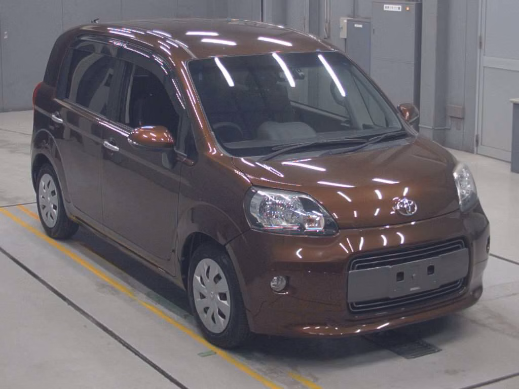 TOYOTA PORTE