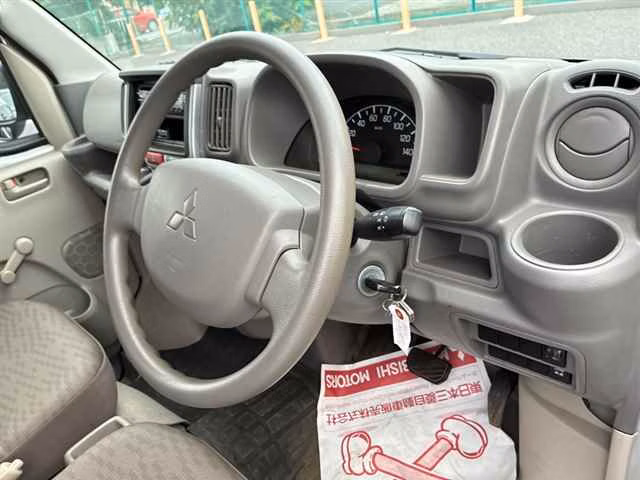 MITSUBISHI MINICAB