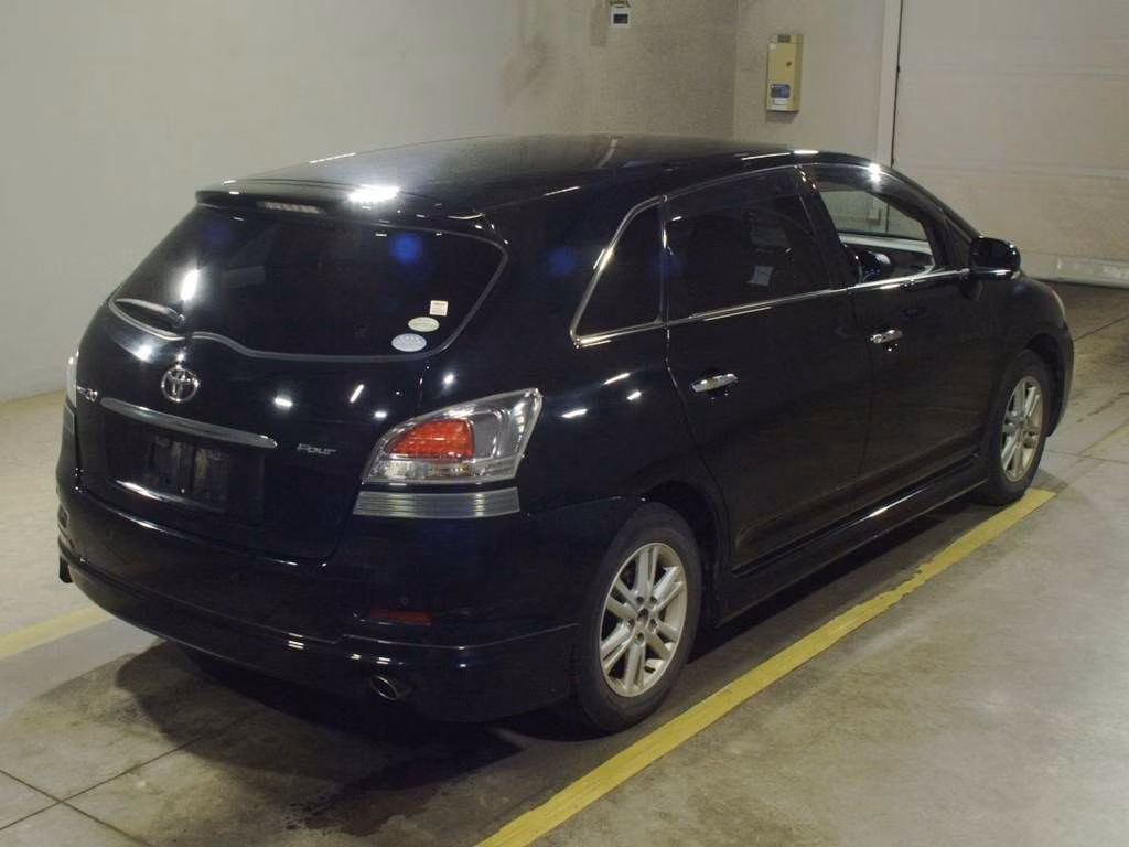 TOYOTA MARK X ZIO