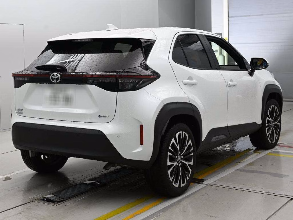 TOYOTA YARIS CROSS