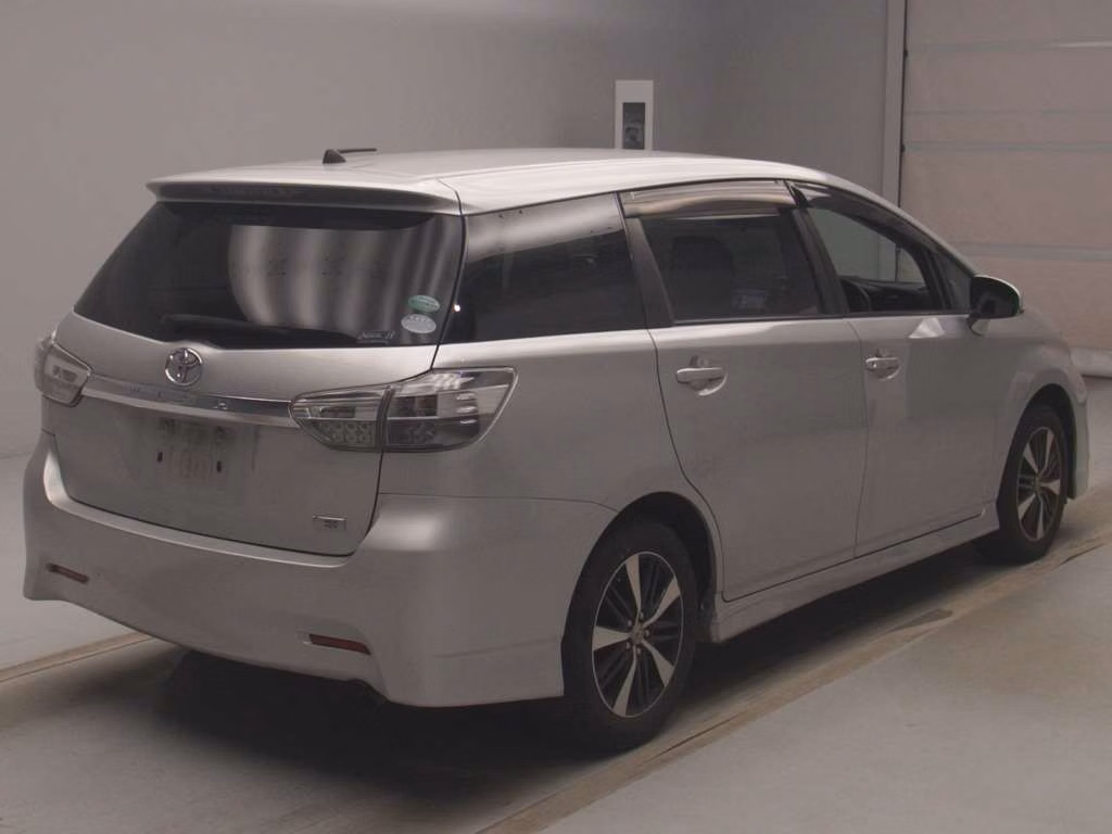 TOYOTA WISH