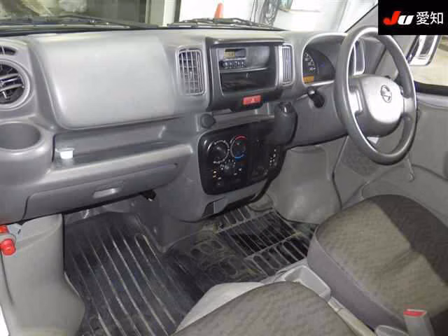NISSAN NV100 CLIPPER