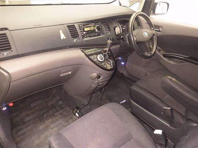 TOYOTA ISIS