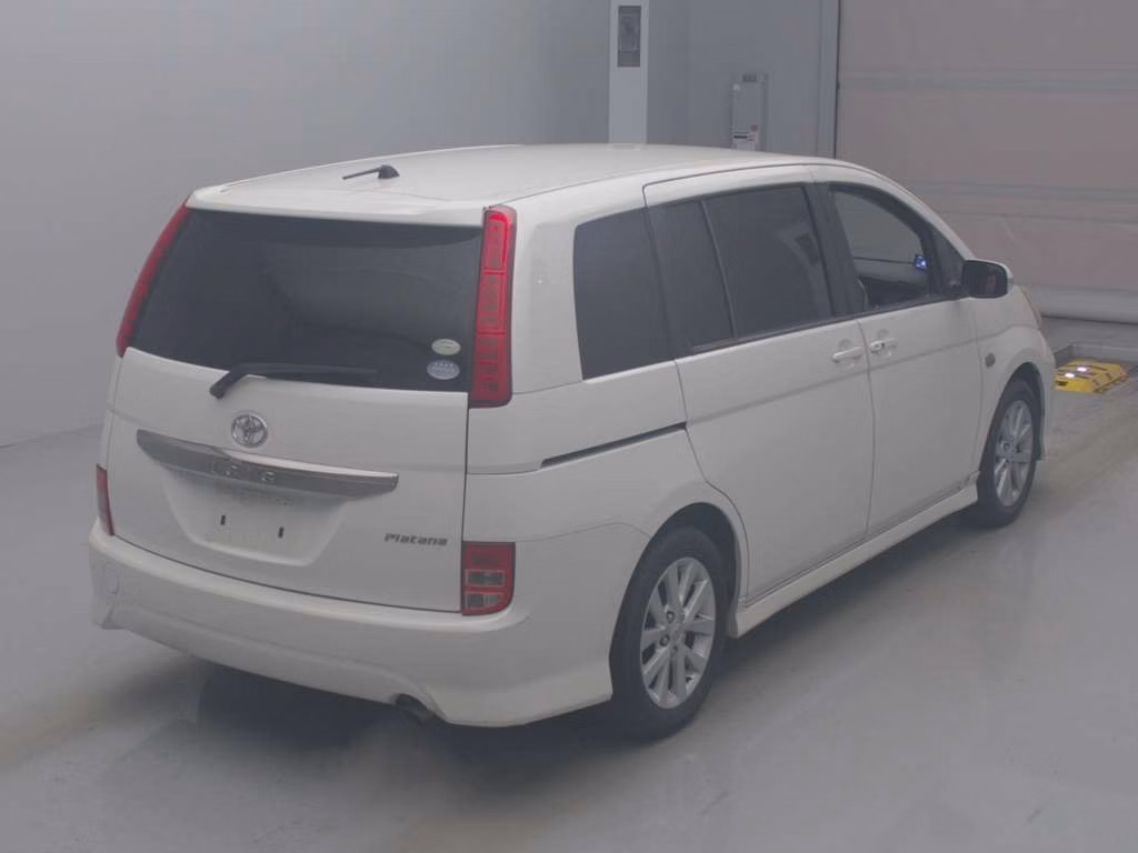 TOYOTA ISIS