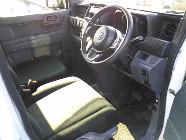 HONDA N-VAN