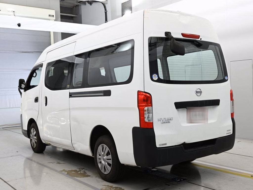 NISSAN NV350 CARAVAN