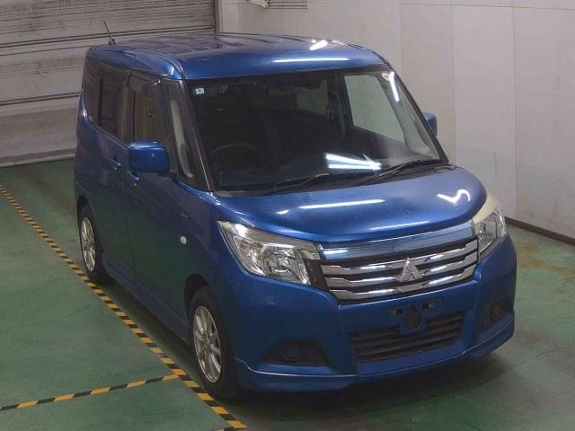 MITSUBISHI DELICA D:2