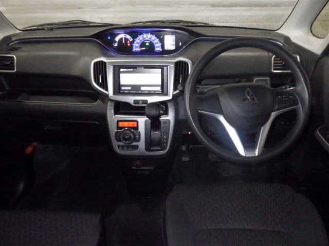 MITSUBISHI DELICA D:2