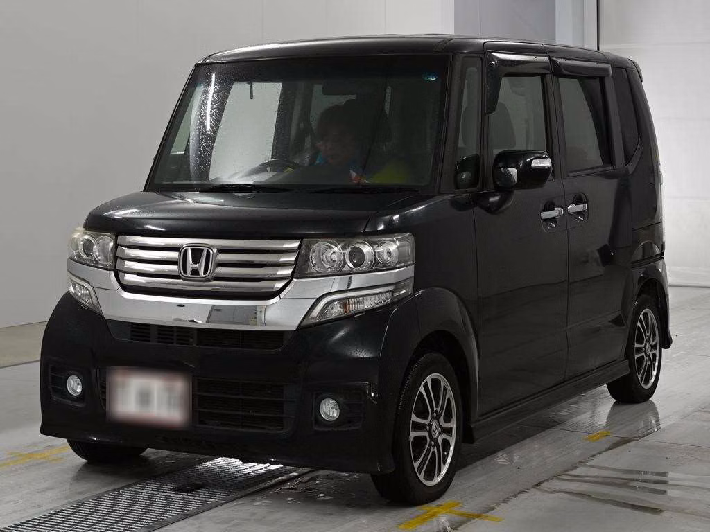HONDA N-BOX
