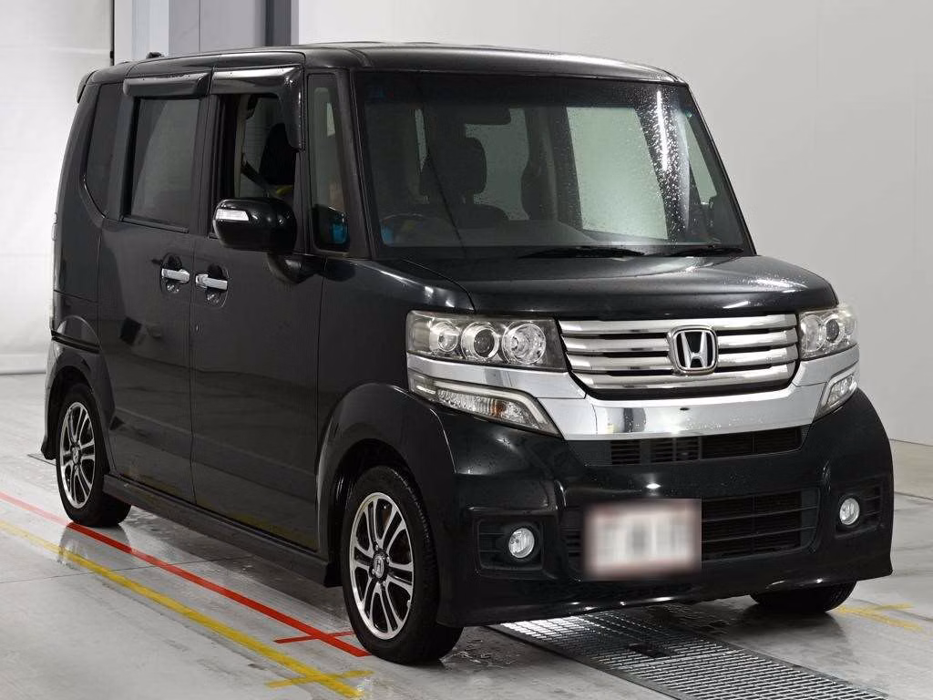 HONDA N-BOX