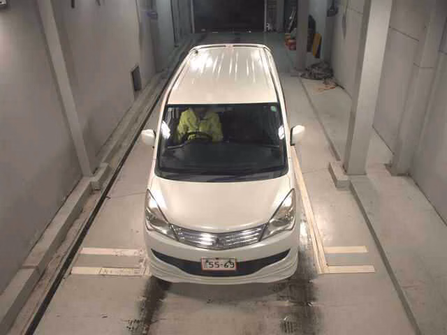 MITSUBISHI DELICA D:2