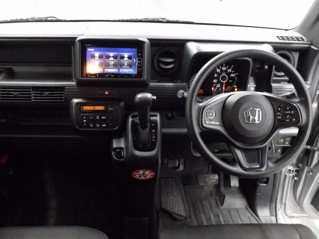 HONDA N-VAN