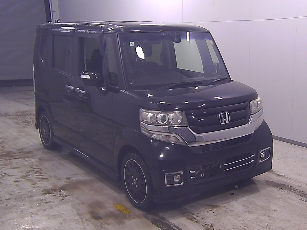 HONDA N-BOX