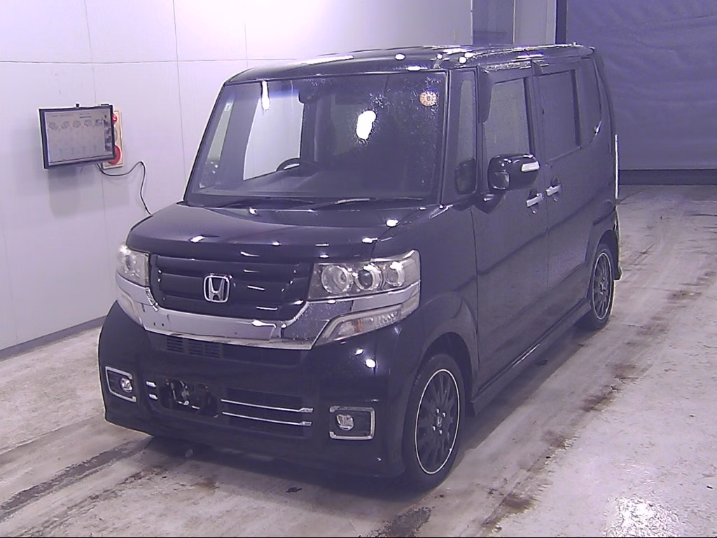 HONDA N-BOX