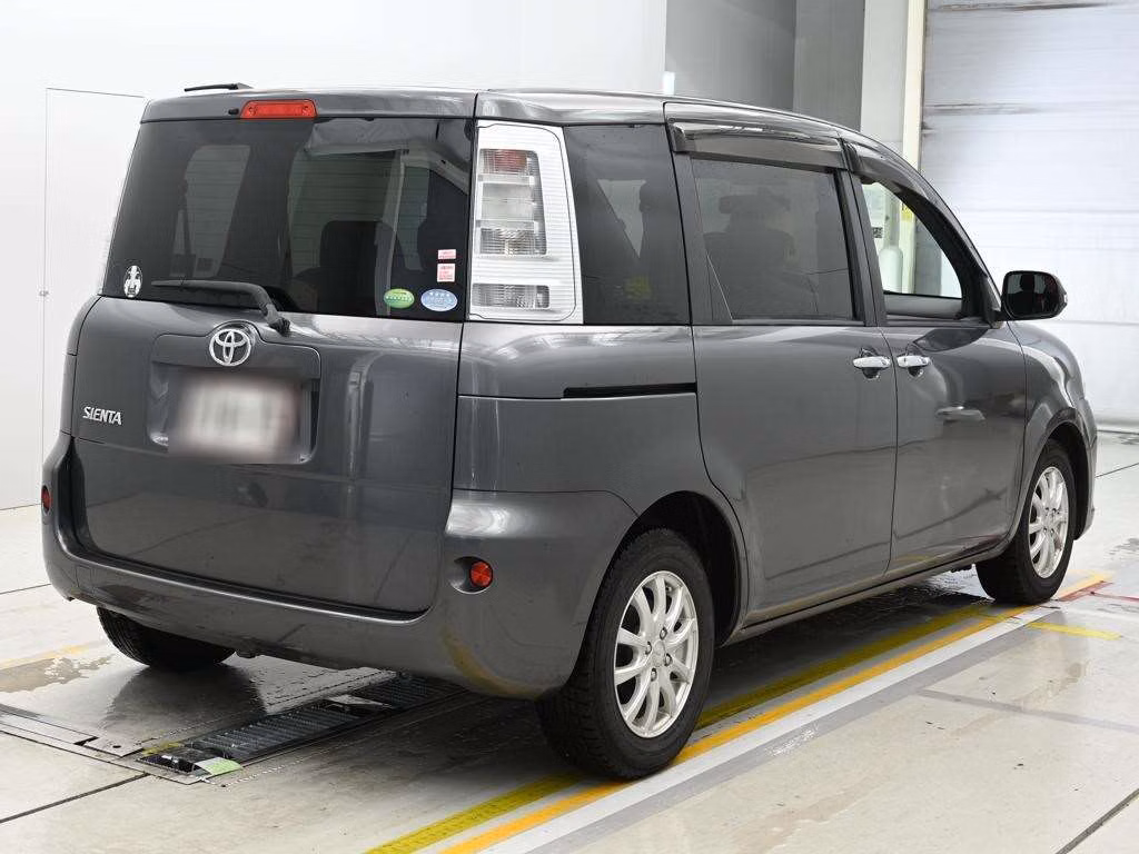 TOYOTA SIENTA