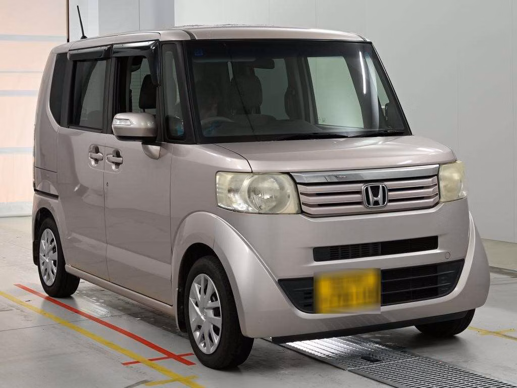 HONDA N-BOX