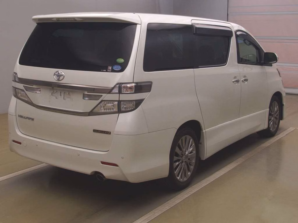 TOYOTA VELLFIRE
