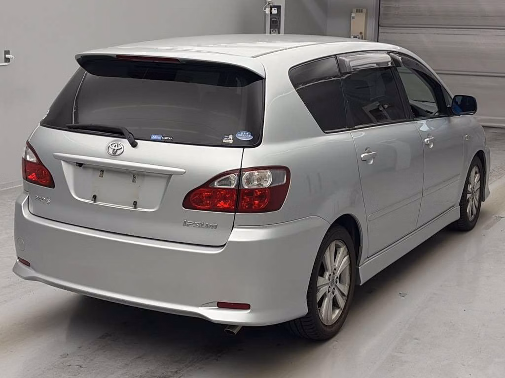 TOYOTA IPSUM