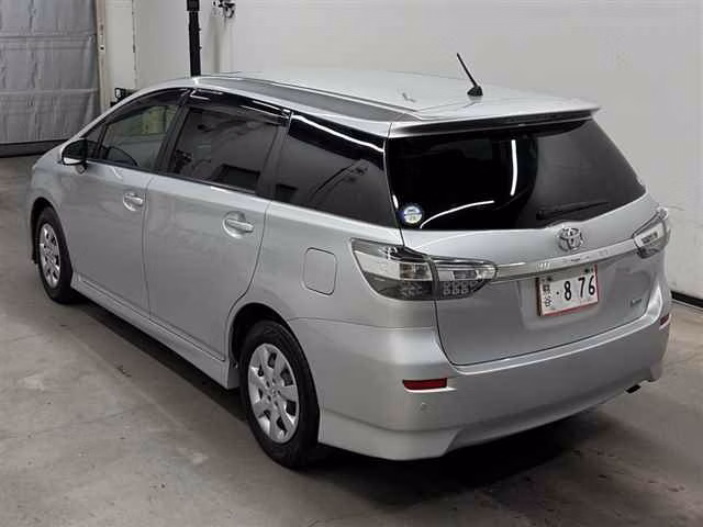 TOYOTA WISH