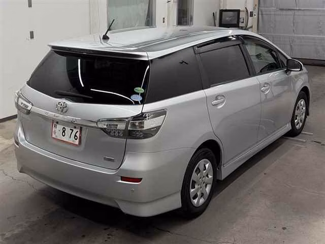 TOYOTA WISH