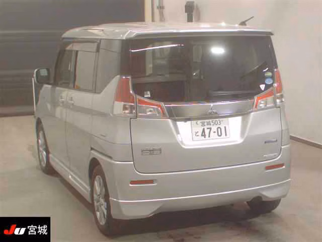 MITSUBISHI DELICA D:2