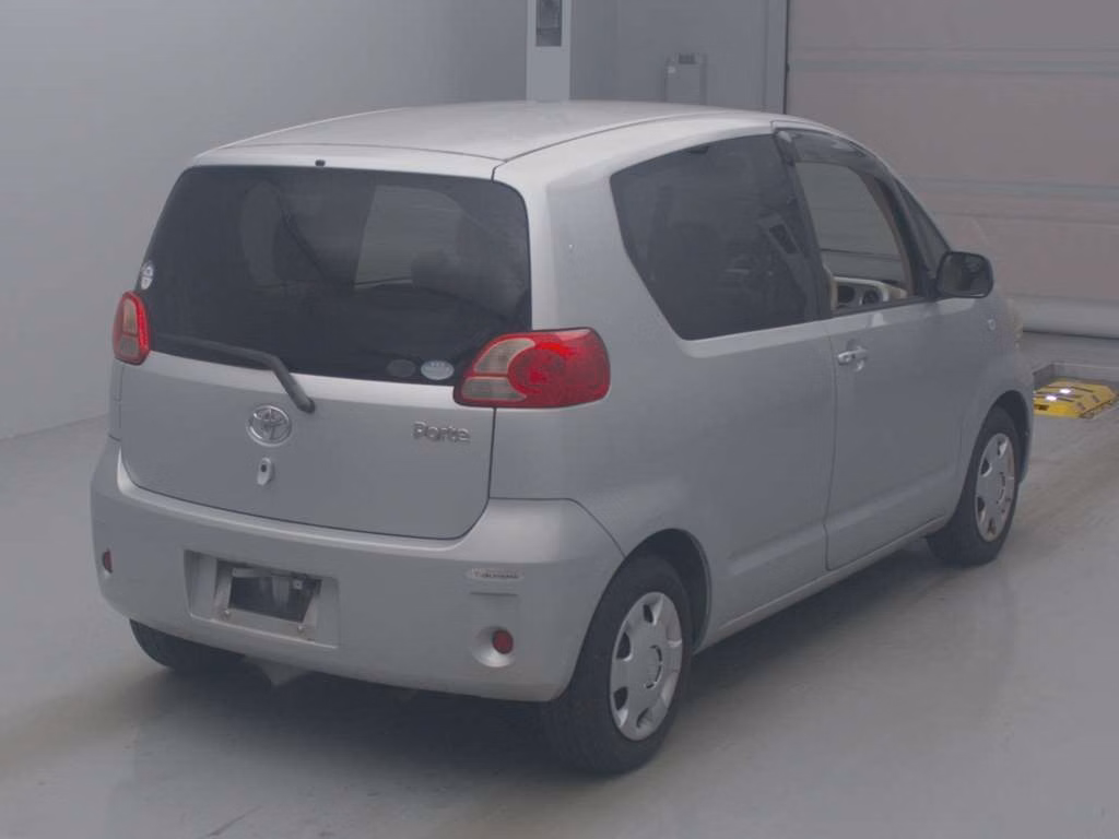 TOYOTA PORTE