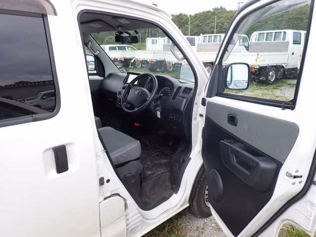 TOYOTA LITE ACE