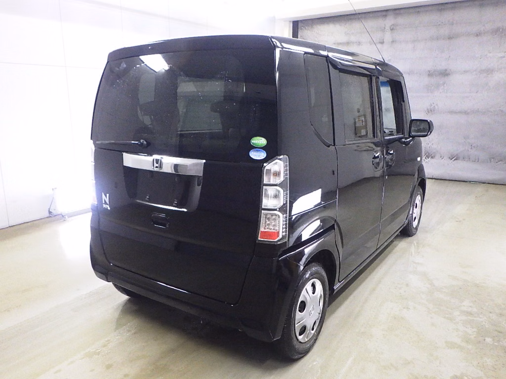 HONDA N-BOX