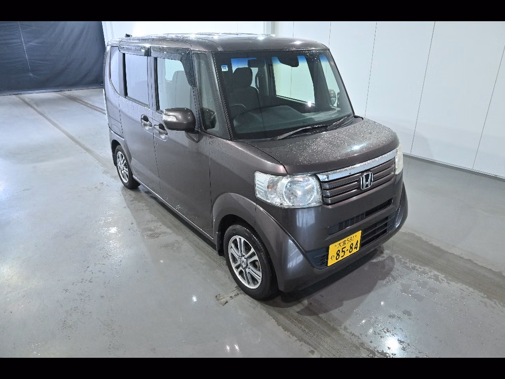 HONDA N-BOX