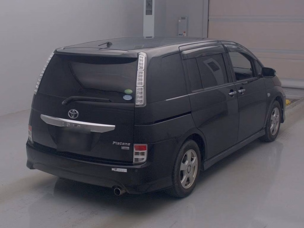 TOYOTA ISIS
