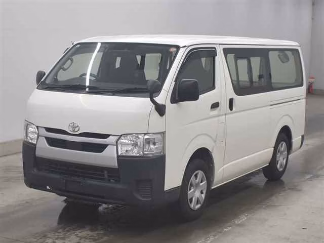 TOYOTA REGIUS ACE